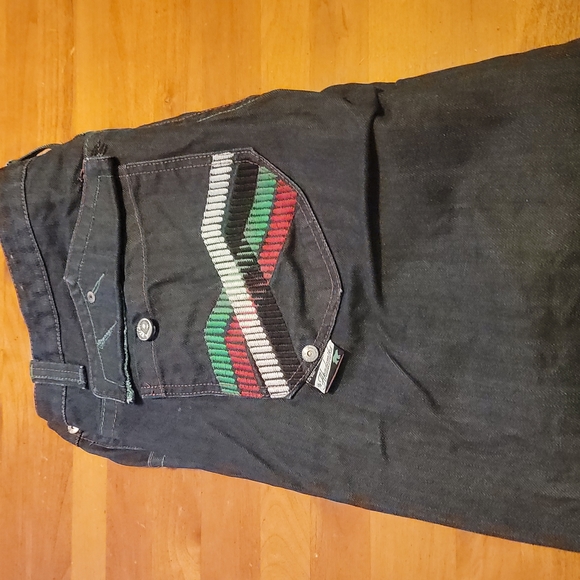 Akademiks sx38 - Picture 2 of 5